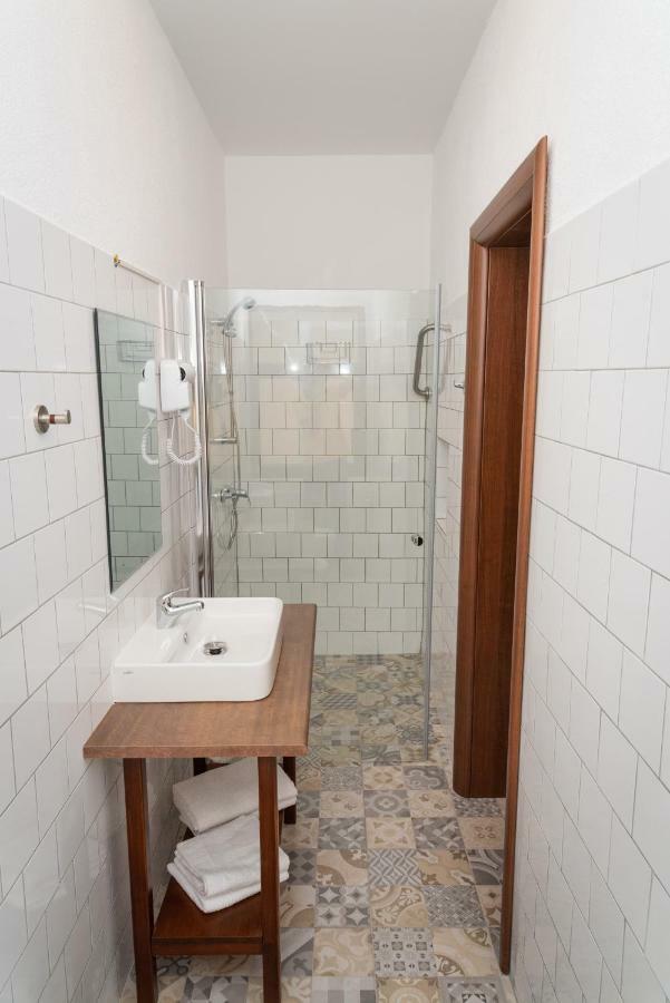 Musik Apartments Old Town Сибиу Экстерьер фото