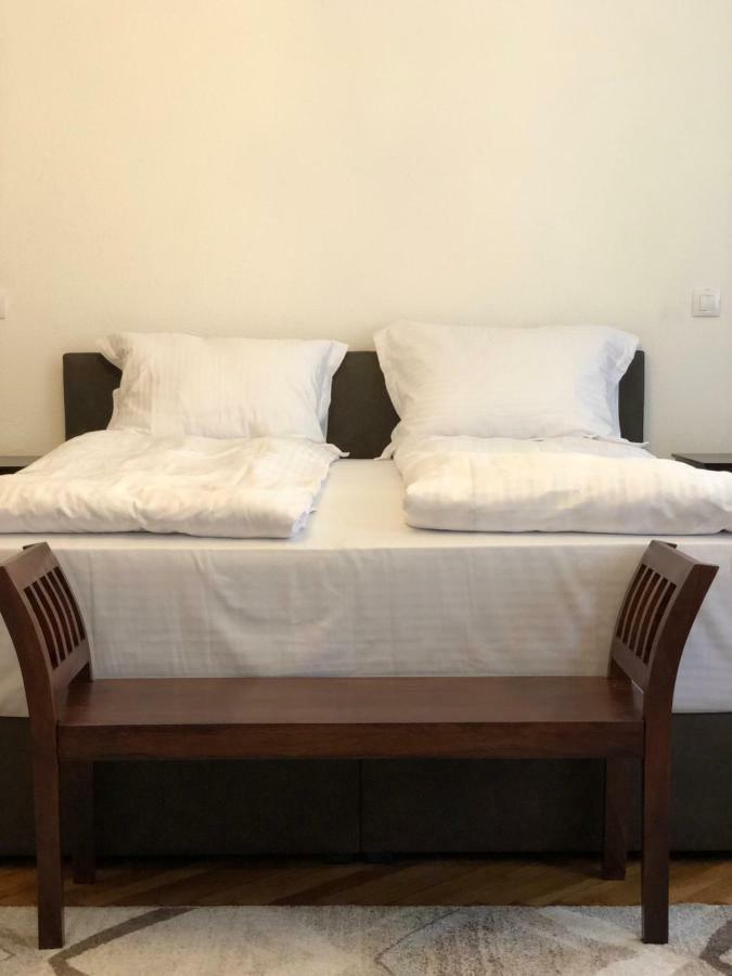 Musik Apartments Old Town Сибиу Экстерьер фото